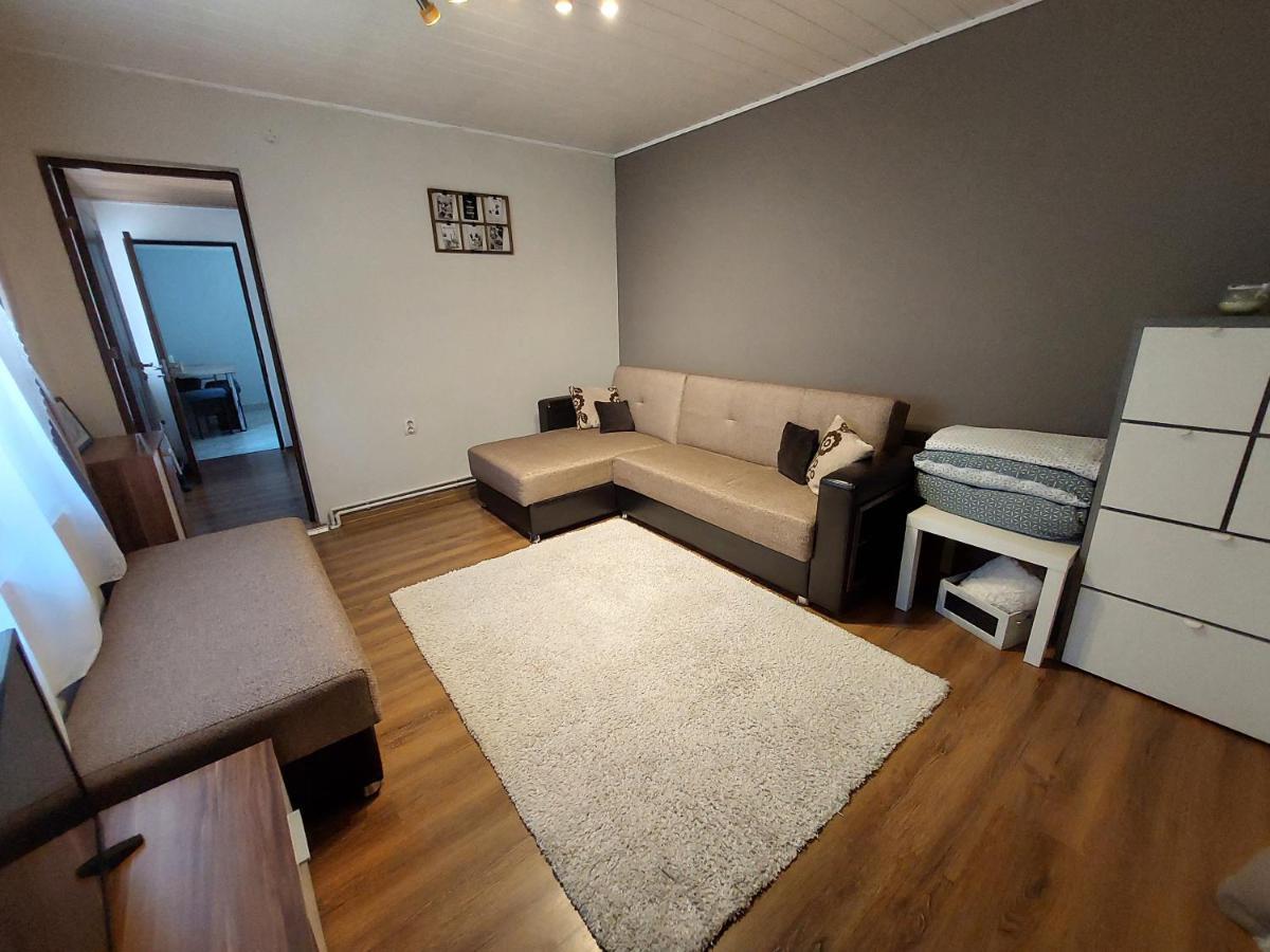 Cozy, Quiet & Family Friendly In Arad Διαμέρισμα Εξωτερικό φωτογραφία