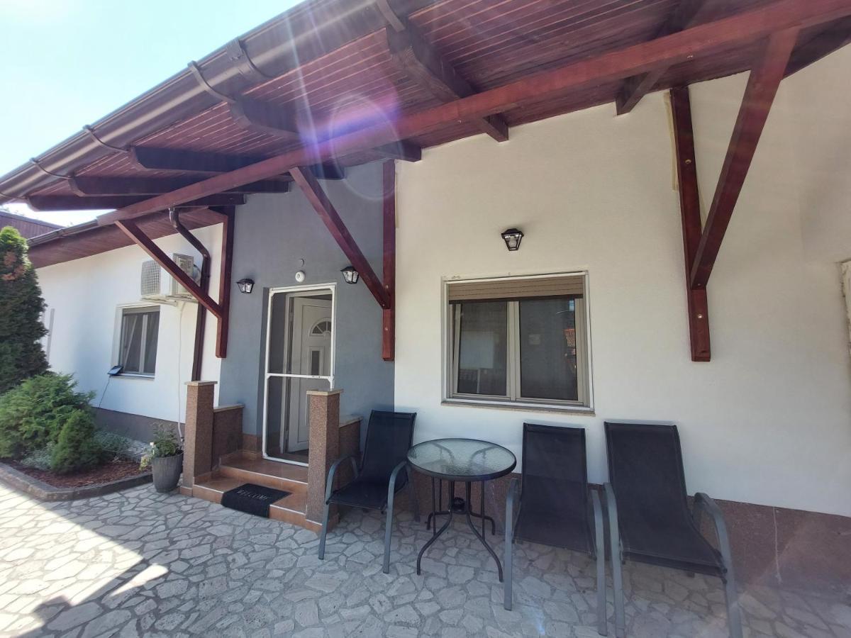 Cozy, Quiet & Family Friendly In Arad Διαμέρισμα Εξωτερικό φωτογραφία